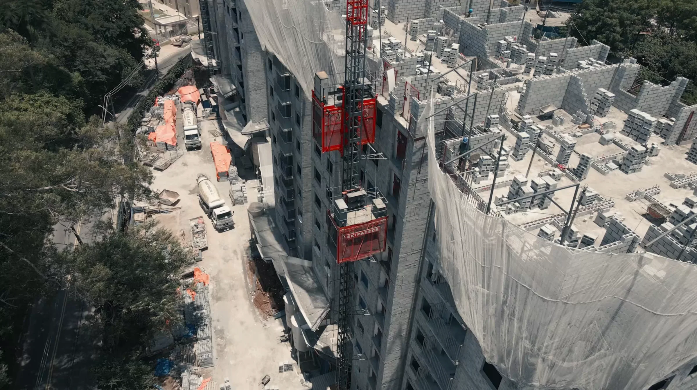 Ts Teck entrega elevadores de cabine dupla em obra apontada como a maior de alvenaria estrutural da América Latina